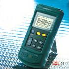 測量類別包括℃、℉和mV信號。熱電偶類型：J、K、T、E、R、S、B、N;測量熱電偶;模擬熱電偶;溫度分辨率： 0.1℃/0.1℉;溫度精度：±（0.3℃+10μV）;量　　程：-10mV∽75 mV;分 辨 率：0.01 mV;精度：±（0.025%+1字）'







