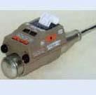 α-3000cn數(shù)字回彈儀系機(jī)電一體數(shù)字化智能型儀器，直接打印記錄測區(qū)砼強(qiáng)度 。適合一般建筑工程質(zhì)量監(jiān)督檢測站（中心），是中等規(guī)模工程質(zhì)檢測儀器的佳品。
