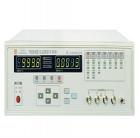 TH2810B    LCR數(shù)字電橋  四個(gè)測(cè)試頻率點(diǎn)，最高至10kHz, 30Ω 、100Ω兩種不同信號(hào)源輸出阻抗可使儀器測(cè)量結(jié)果與眾多LCR結(jié)果相一致，同時(shí)也能適應(yīng)陶瓷電容器對(duì)測(cè)量電平的要求