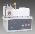  Q-3A試樣切割機(jī)是用于切割一般金相、巖相試樣材料，機(jī)身設(shè)有冷卻通道，.最大切割寬度：60mm，最大切割高度：80mm，最大切割面直徑：?50mm
 
 
 