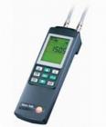 testo 521-1差壓儀, 0 ~ 100hPa,包括電池和標(biāo)定證書，testo 521-1壓力儀，適用于測量差壓，如過濾器內(nèi)壓力下降、檢測風(fēng)扇或抽力設(shè)備。通過內(nèi)置壓力傳感器，用皮托管測量5～100 m/s 風(fēng)速。外接100 Pa探頭可測量1～12 m/s風(fēng)速量程。