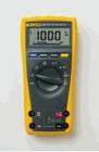 Fluke 177 數(shù)字多用表 真有效值電壓和電流測量  0.09%的基本準確度  6000字的分辨率 電壓1000V/0.1mV.電流10A/0.01mA .電阻50MΩ/0.1Ω.電容10,000μF/1nF.頻率100kHz/0.01Hz 