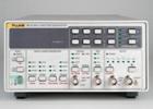 81 函數(shù)/脈沖發(fā)生器 正弦波、三角波、方波、正脈沖和負脈沖波形，頻率從10 mHz 到 50 MHz，至50Ω負載時幅值高達10Vpp。