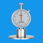 性能簡介：
LX-F型海綿硬度計是本廠為了方便客戶測量泡沫材料的硬度而特殊定制的，它適用于測定軟的泡沫材料，聚氨脂泡沫膠料制品硬度，這種硬度計與其他硬度計在測定使用方面有所不同，在使用時，壓腳直接在試樣上接觸，并利用它自己的重量作為測力負荷。
