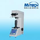 詳細(xì)信息
HVS-10Z自動轉(zhuǎn)塔數(shù)顯維氏硬度計采用大示屏LCD顯示，菜單式結(jié)構(gòu)，選擇硬度標(biāo)尺HV或HK，硬度值相互轉(zhuǎn)換，物鏡/壓頭自動切換，測試結(jié)果和數(shù)據(jù)處理自動儲存，也可通過打印機(jī)輸出，RS-232接口與計算機(jī)連網(wǎng)。
