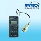 技術(shù)參數(shù)：
示值范圍：HRC15-70/HB100-550/HV100-999
顯示精度：洛氏硬度顯示時(shí)，全量程內(nèi)顯示精度0.1
示值精度：±1洛氏C硬度單位
壓頭規(guī)格：136 金剛石角錐體
接觸壓力：均勻的接觸壓力12N±1N
使用電源：AC220V±10%/DC5V
外形尺寸：185×85×42MM
儀器重量：300G
工作環(huán)境溫度：0~50度
