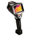 產(chǎn)品介紹：

紅外熱像儀可將人眼無(wú)法看到的紅外輻射能量轉(zhuǎn)換為電信號(hào)，并以備種不同的顏色來(lái)表示不同溫度分布的可視圖像顯示出來(lái)。這些可視的數(shù)據(jù)信號(hào)可以協(xié)助您查找溫度異常點(diǎn)，從而在故障未發(fā)生之前發(fā)現(xiàn)故障隱患，識(shí)別設(shè)備或系統(tǒng)的潛在問(wèn)題。

testo 881，高靈敏度專業(yè)用于建筑節(jié)能檢測(cè)，可協(xié)助用戶發(fā)現(xiàn)泄漏點(diǎn)，節(jié)約成本消耗。
testo 881的應(yīng)用，可為您節(jié)約更多的時(shí)間，精力及成本，并且在更大程度上保證生產(chǎn)操作的安全性。

